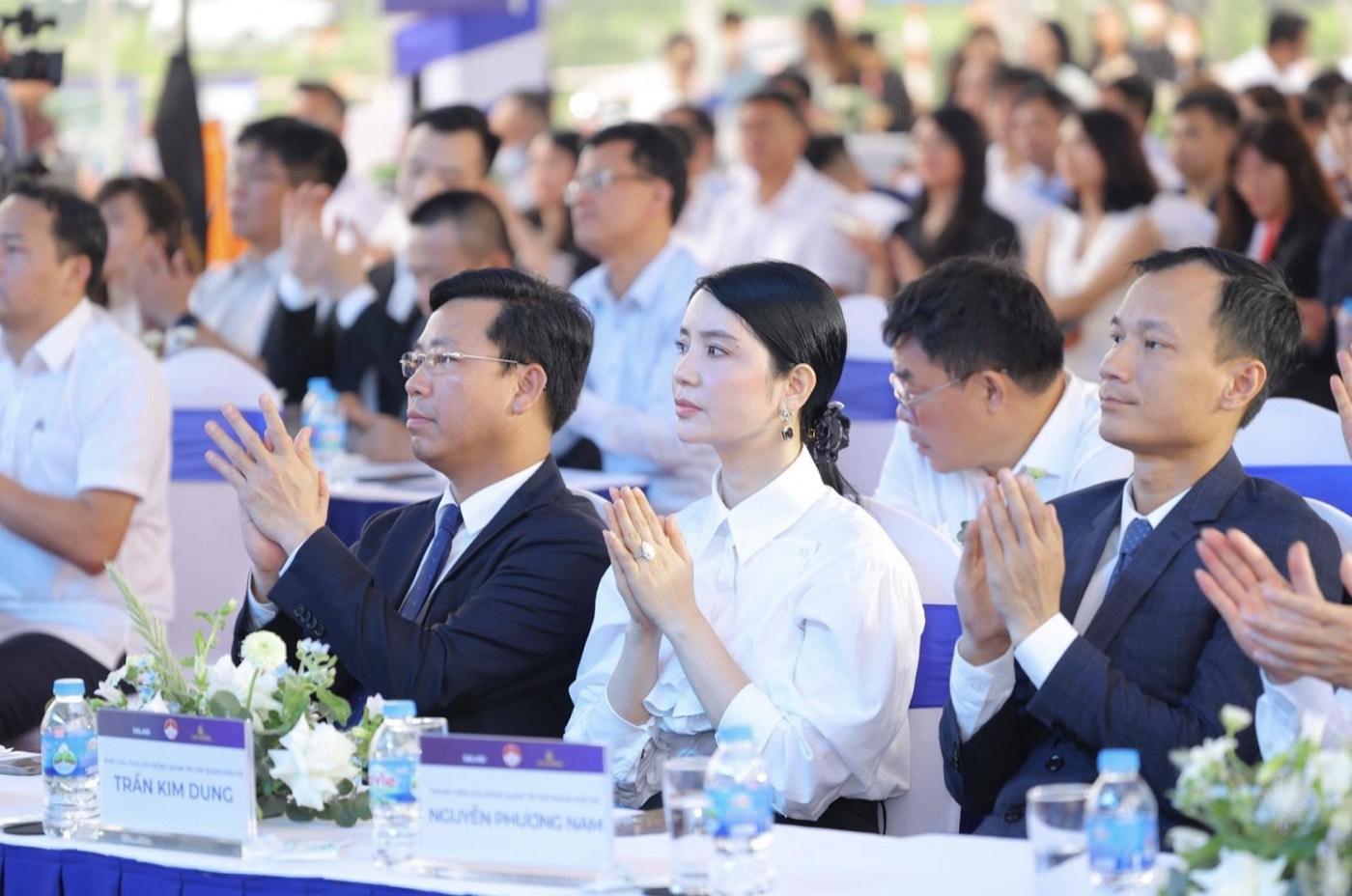 Ông Lê Vĩnh Sơn và Bà Trần Kim Dung tại buổi lễ